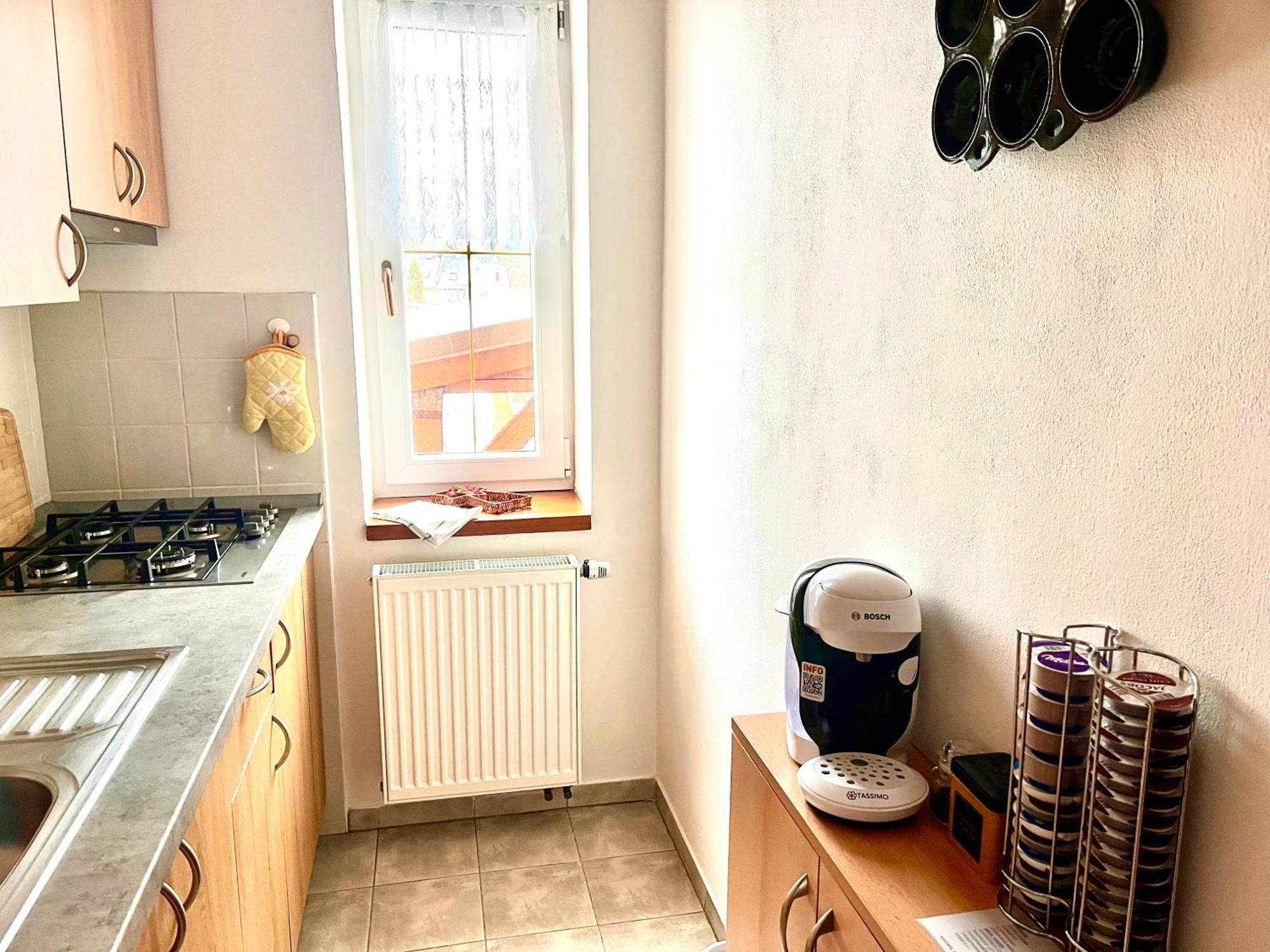 P&P Jicin Apartments - Soukrome 2-3 Luzkove Pokoje S Vlastni Kuchyni A Koupelnou Экстерьер фото